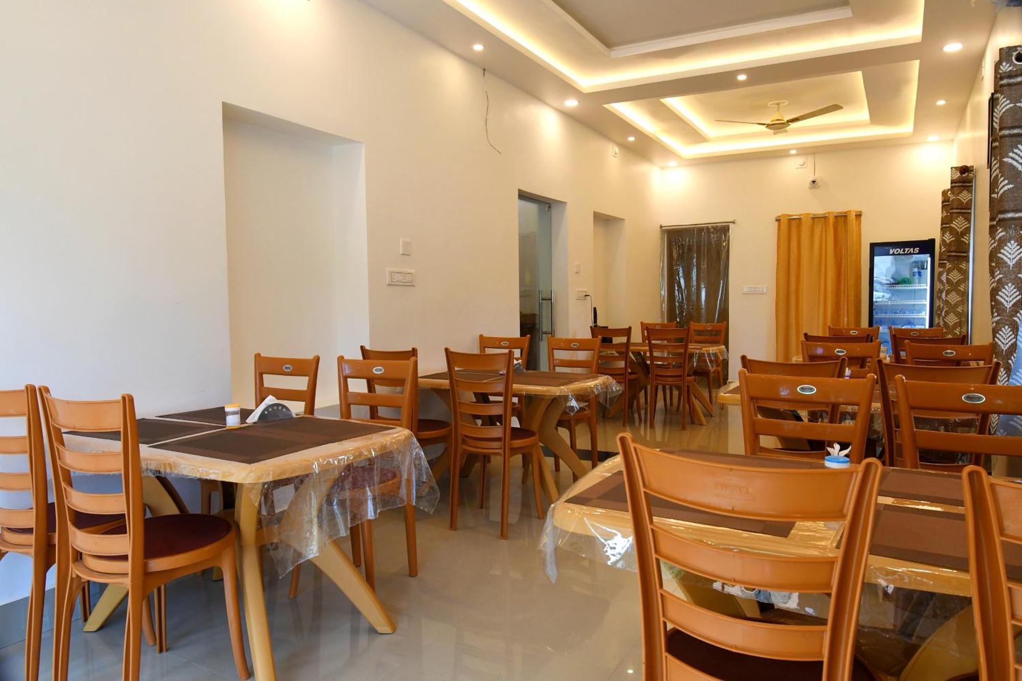 Bonobitaan Hotel & Restaurant Sri Niketan 외부 사진